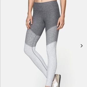 Outdoor voices grey leggings
